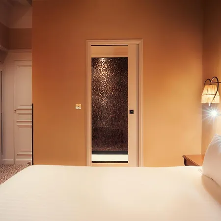 Odeon Saint-germain Otel 4*