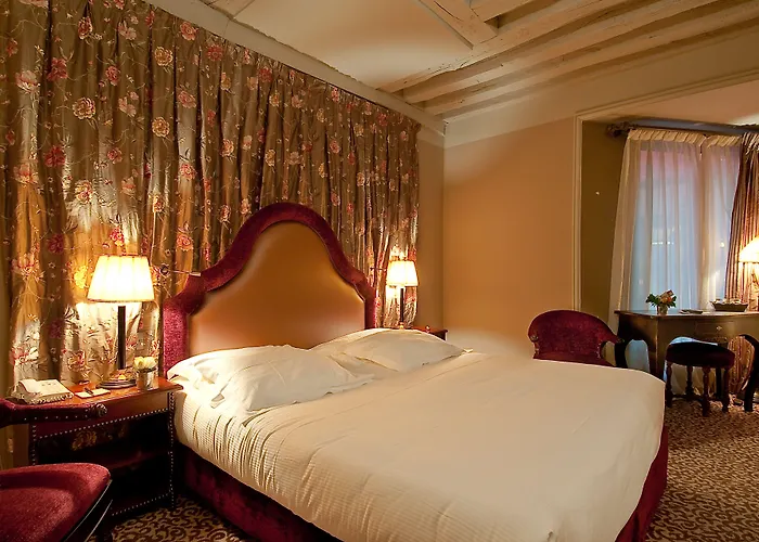 Odeon Saint-germain 4*