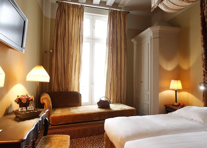 Hotel Odeon Saint-germain 4*